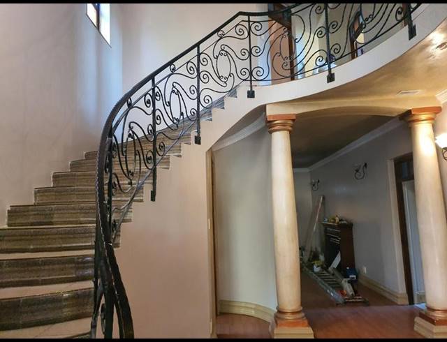 4 BEDROOM PROPERTY TO RENT IN WATERKLOOF RIDGE